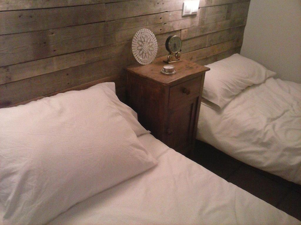 Hostal Royuela Zewnętrze zdjęcie